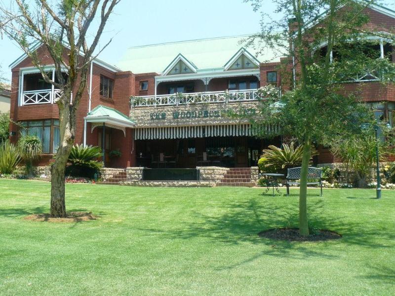 啄木鸟酒店 Pretoria-Noord 外观 照片